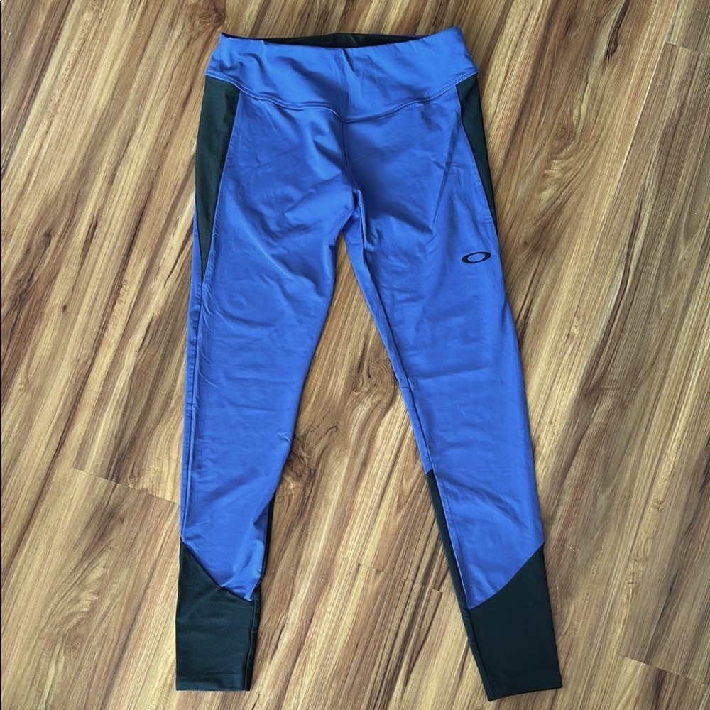 Oakley Blue and Black Performance Leggings